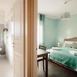 Dream Vacation *
